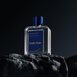 This luxurious fragrance embodies warmth and sophistication, perfect for any occasion at fragrancedealz.com